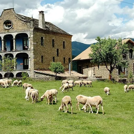 Casas Arana - Parque Nacional De Ordesa Альбелья