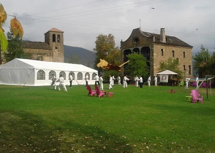 Casas Arana - Parque Nacional De Ordesa * Albella