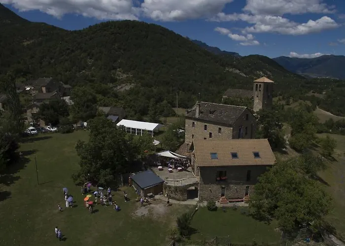 Casas Arana - Parque Nacional De Ordesa 호텔