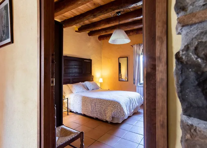 Casas Arana - Parque Nacional De Ordesa * Albella